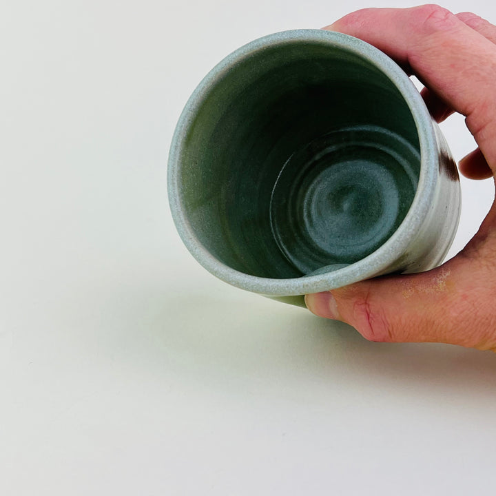 Philip Scott - Pinch mug - Pale green