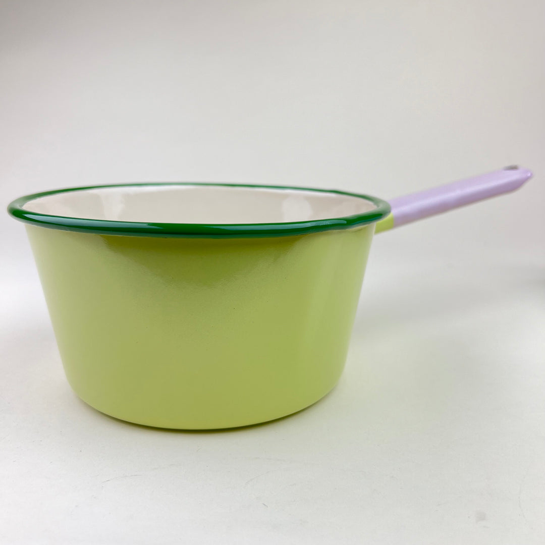 Enamel Saucepan - Pastel Green