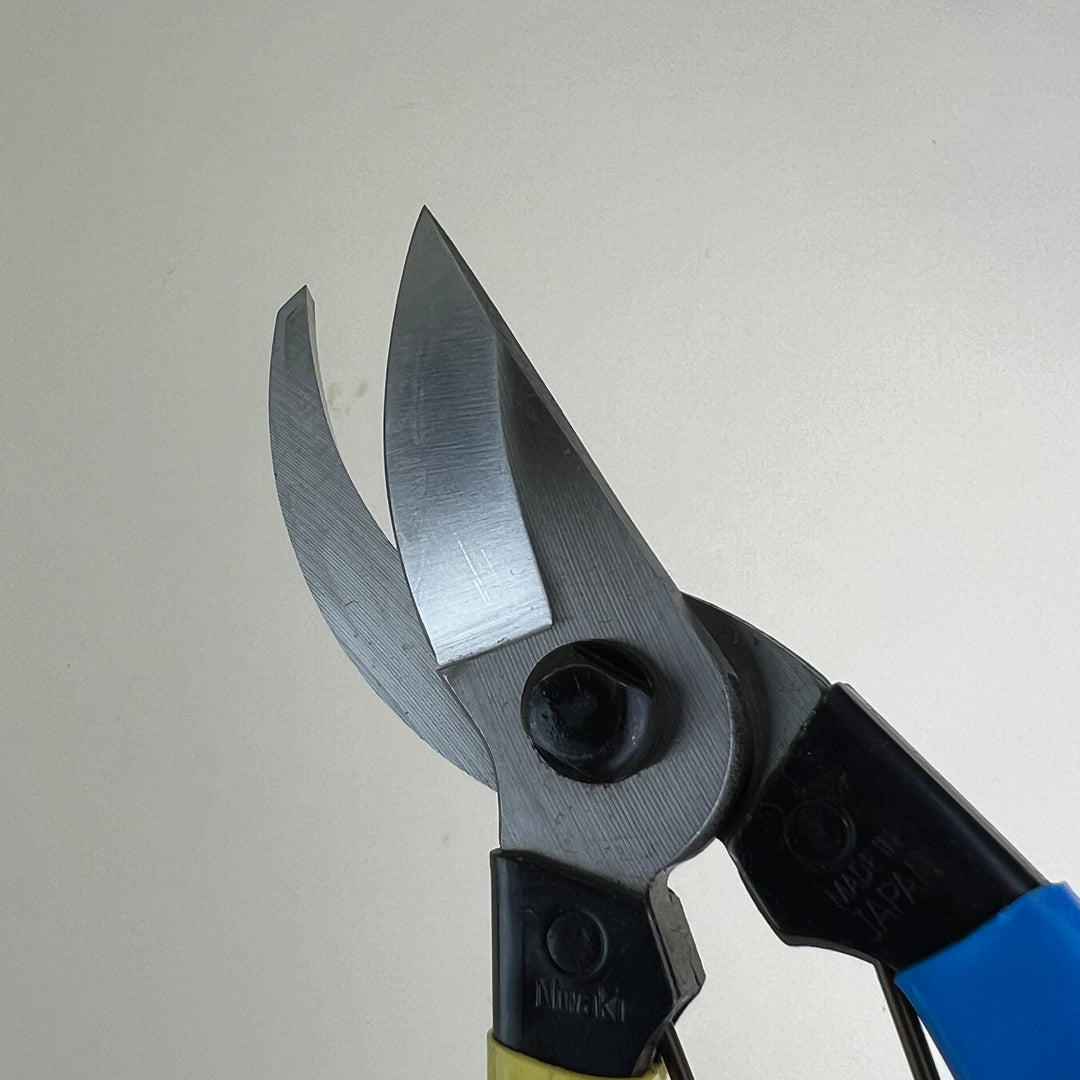 Niwaki -  Left Handed Mainichi Secateurs