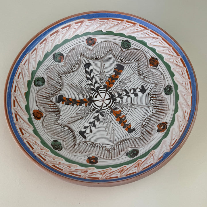 Traditional Horezu plate - Shell